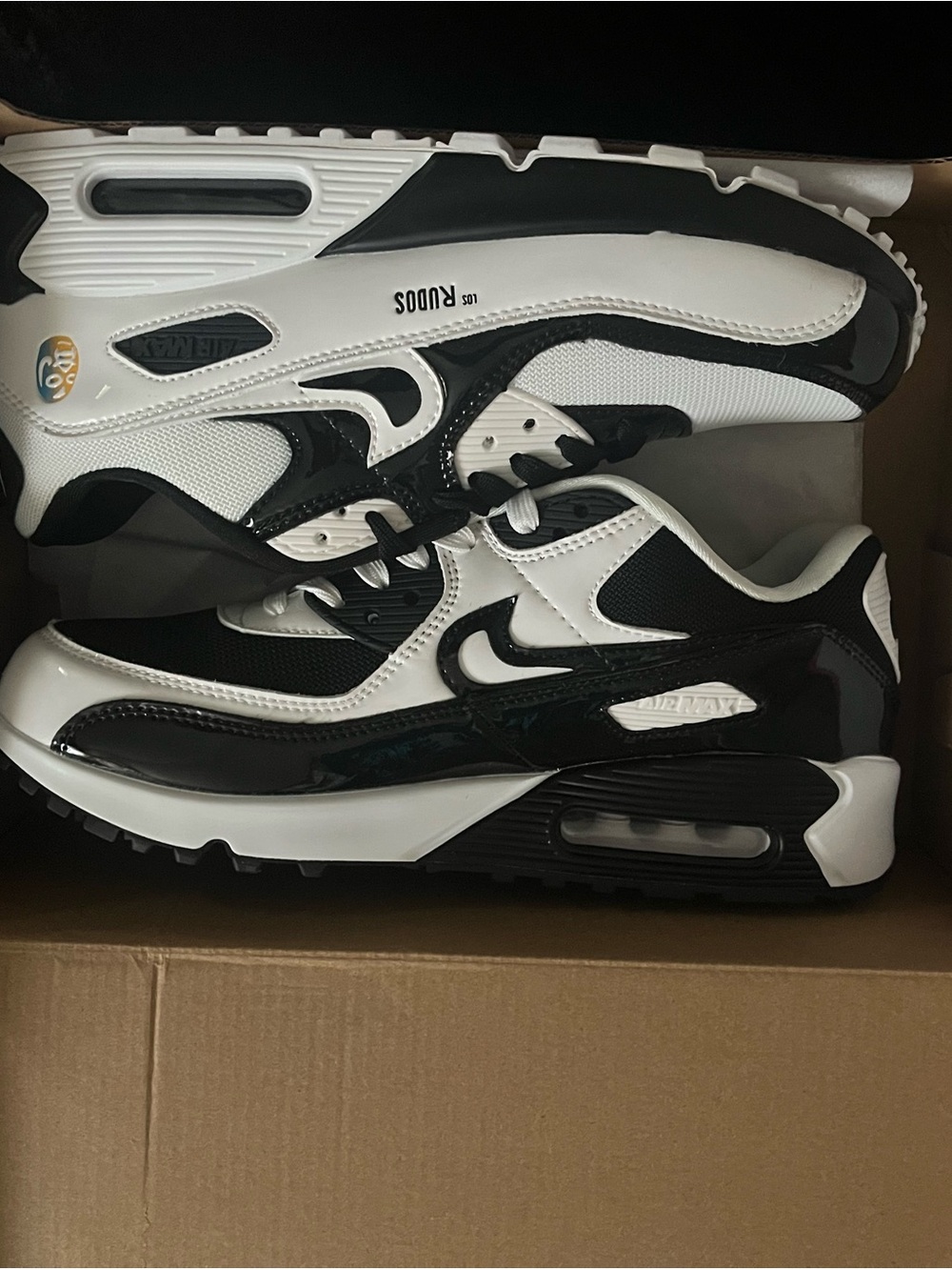 Nike Black & White Men's Air Max Athletic Shoes